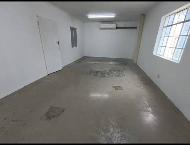 INDUSTRIAL PROPERTY TO RENT IN LANSERIA